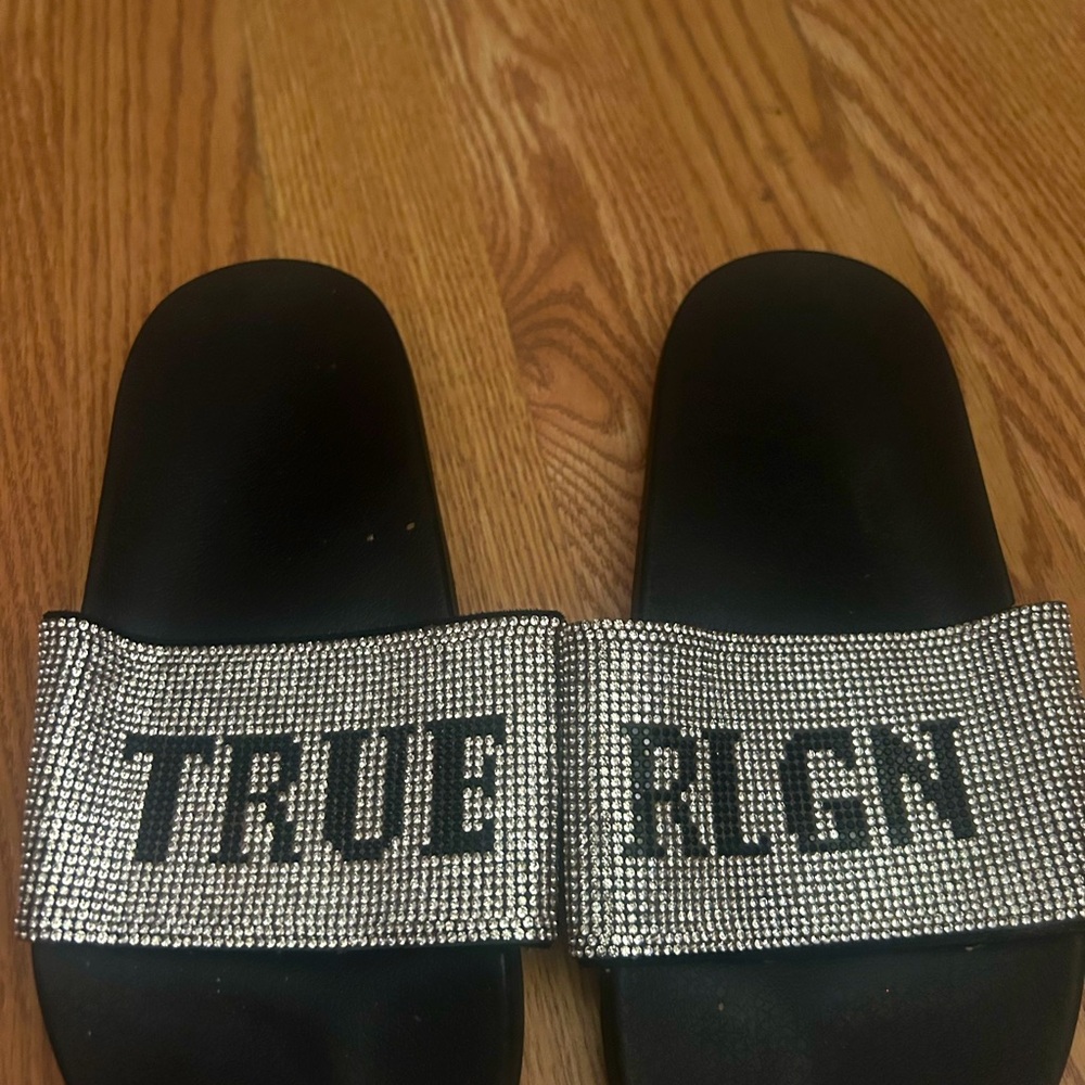 True religion slides